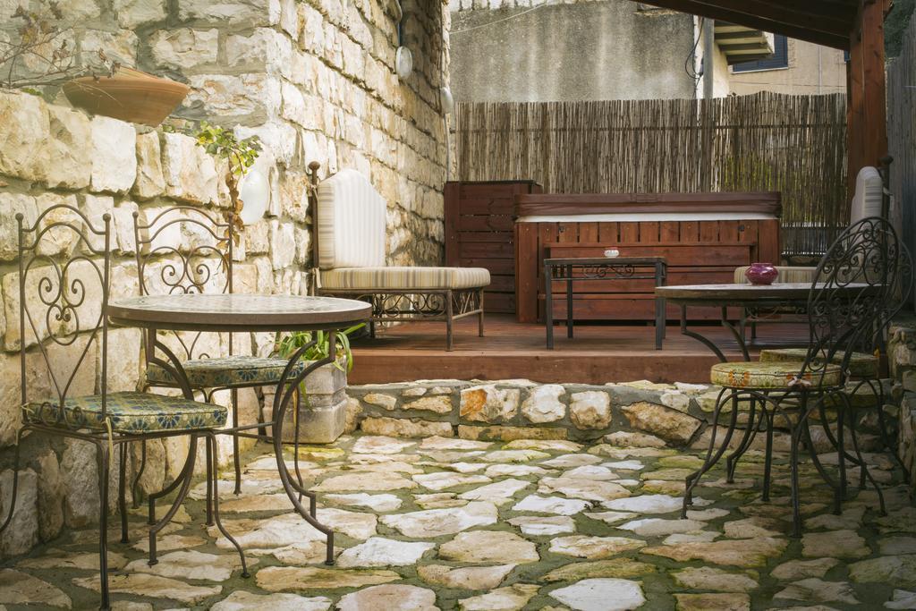 Avney Hahoshen Hotel Safed Exterior foto