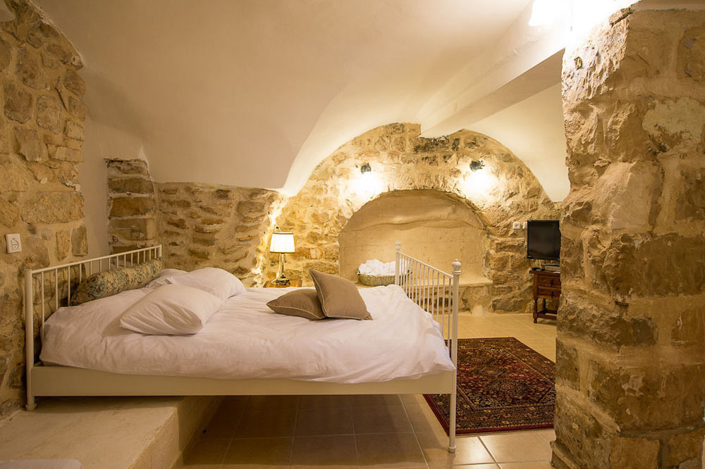 Avney Hahoshen Hotel Safed Exterior foto